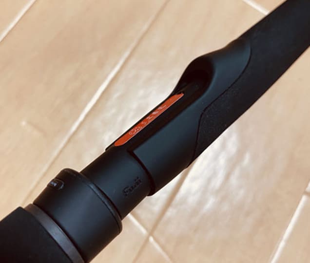 富士工業製ブラック特殊 すべり止め塗装リールシート